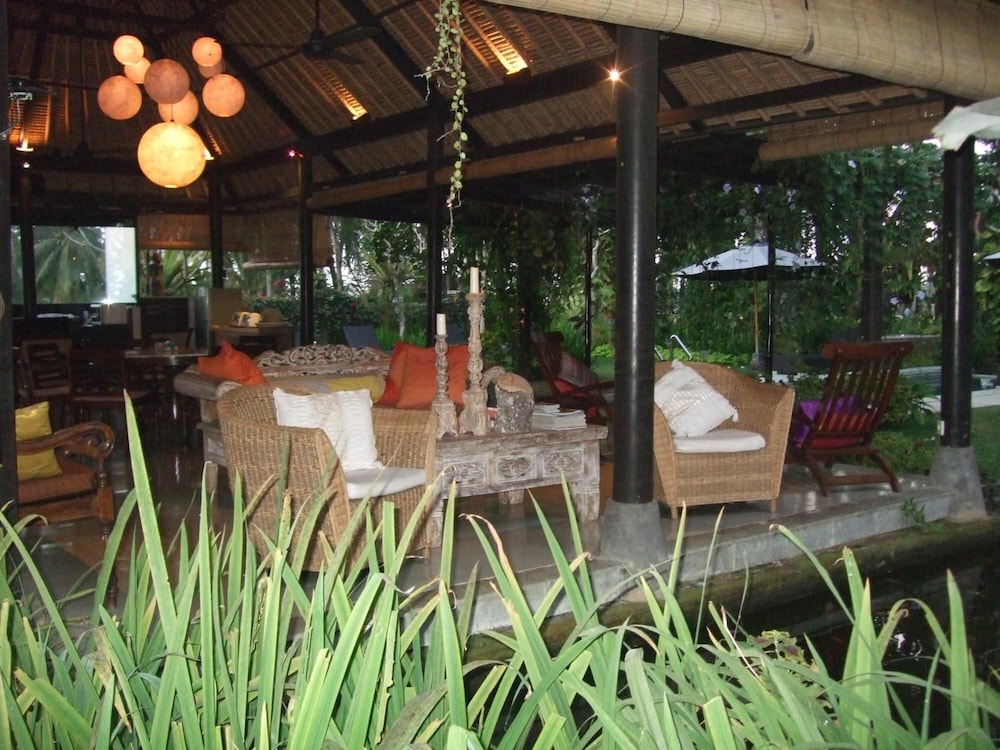 Villa Puri Darma Agung 33/65