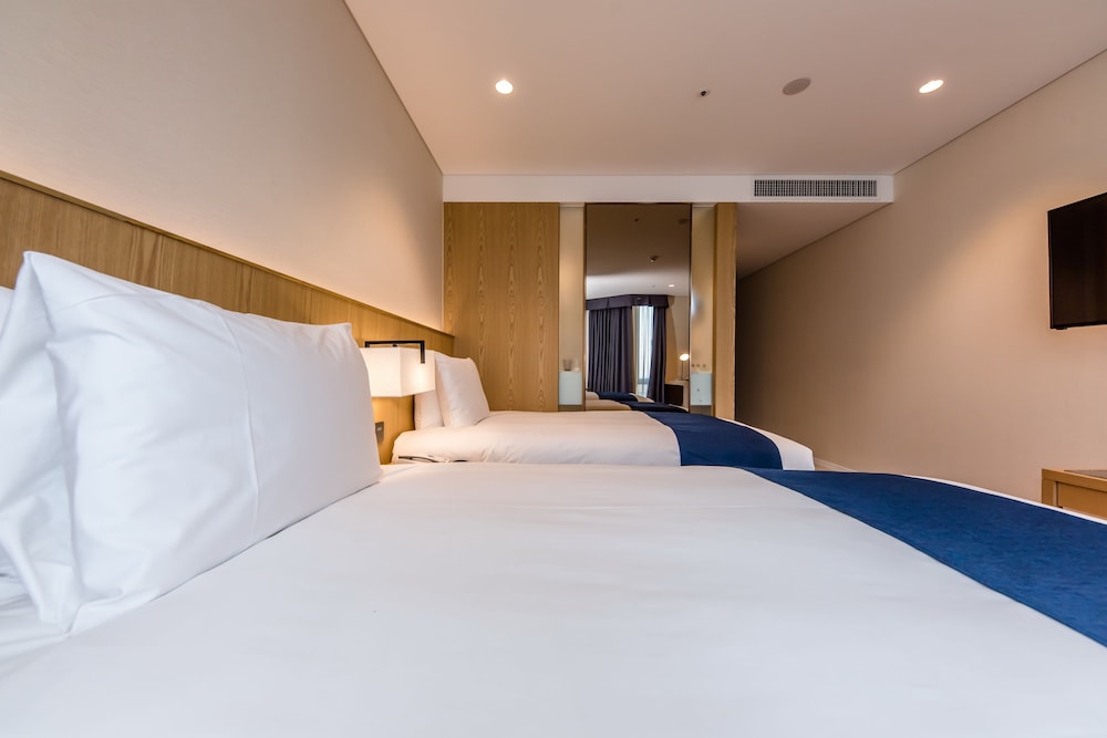 Hotel Sirius Jeju 8/66