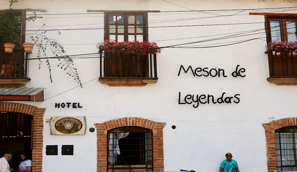 MESON DE LEYENDAS 1/50