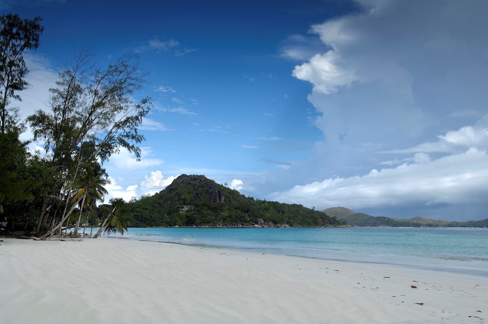 Berjaya Praslin Resort 54/59