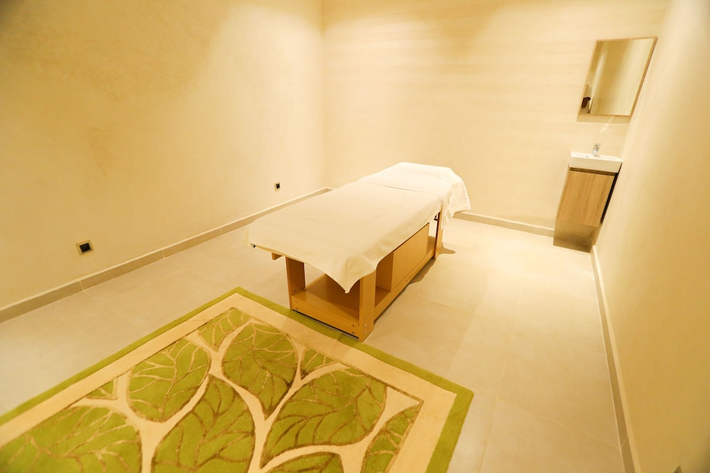 Sumahan Suites and Spa 39/62