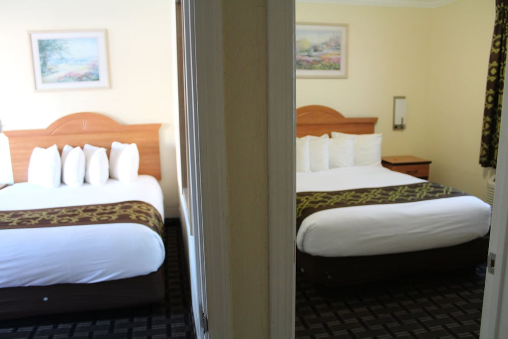 Riverside Inn & Suites Santa Cruz 18/56