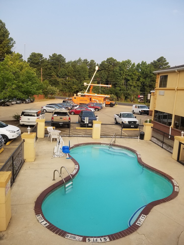 Quality Inn & Suites Kilgore-Longview 51/60