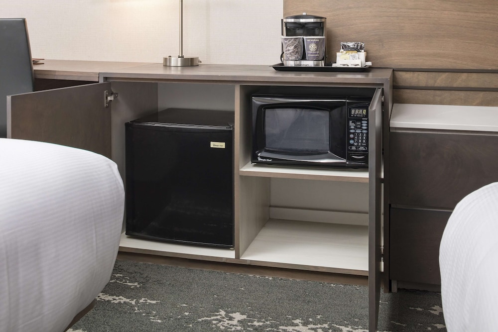 Doubletree By Hilton Boston Logan Airport Chelsea 22/48