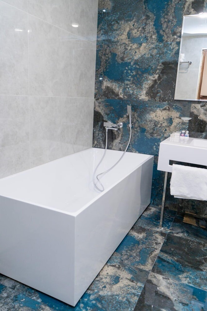 Reikartz Grand Plaza Samarkand 37/38