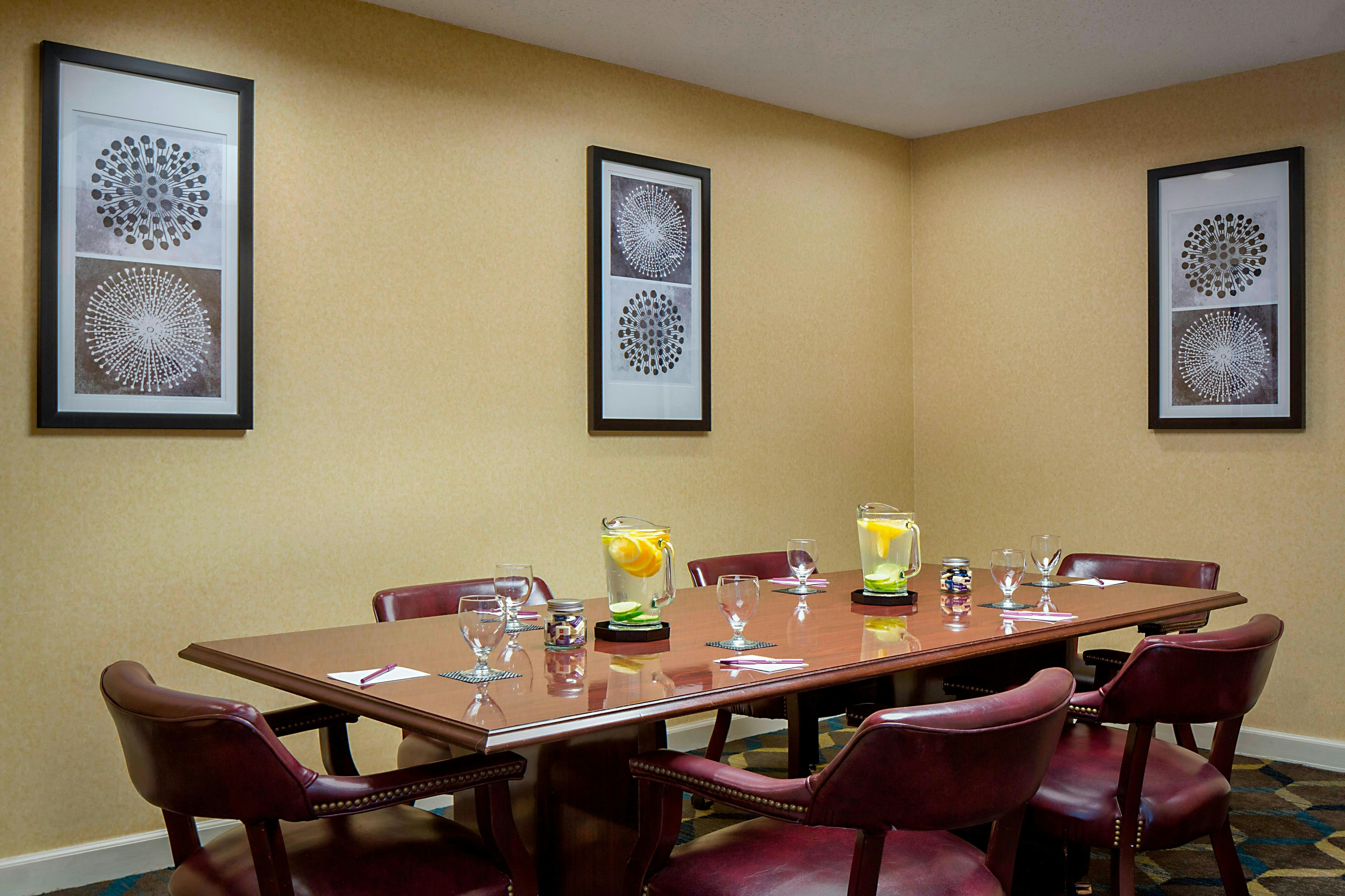 Residence Inn Dallas Las Colinas 5/8