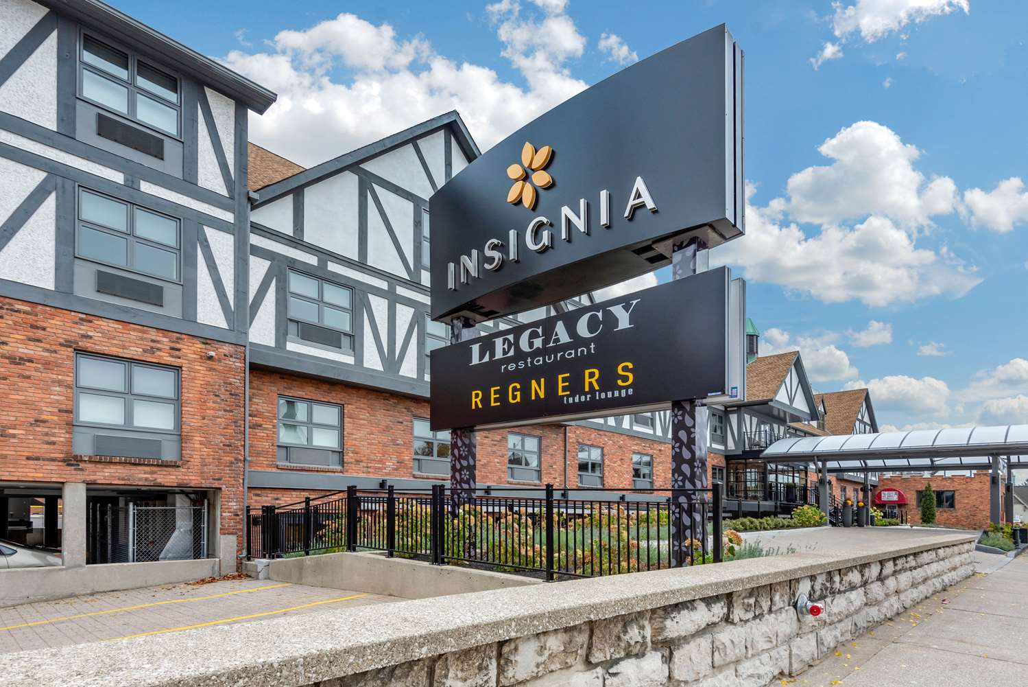 The Insignia Hotel, Sarnia, a Tribute Portfolio Hotel 55/55