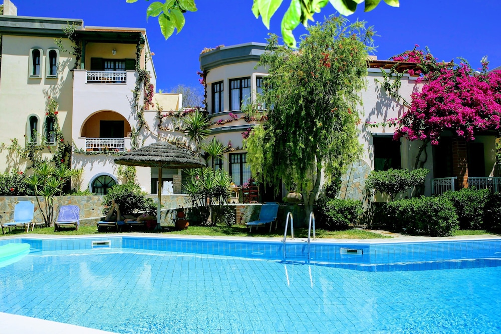 Aquarius Agia Pelagia 21/22