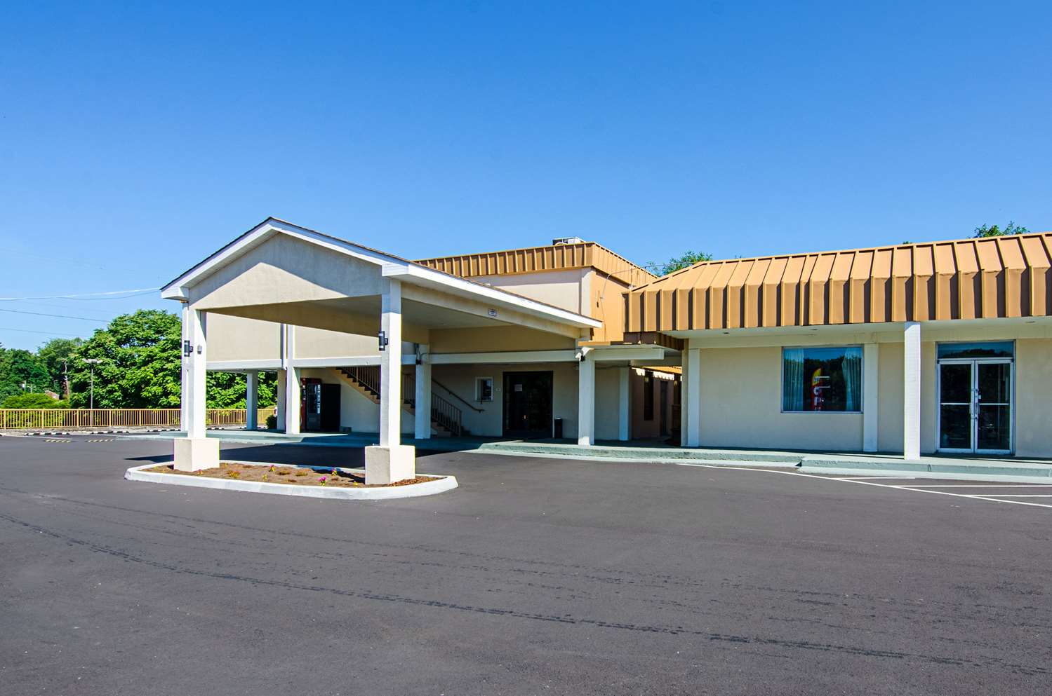 Travel Inn Bristol Near State Street (ex Rodeway Inn) 3/24