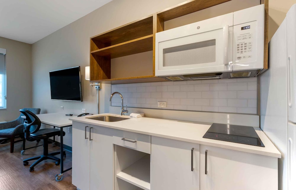 Extended Stay America Premier Suites Phoenix Chandler Downtown 53/63