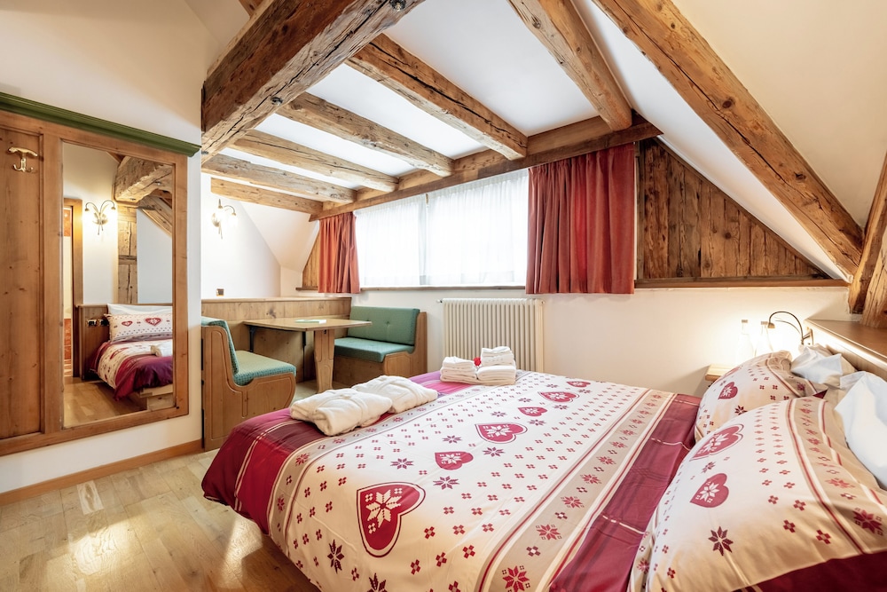 Schloss Hotel & Club Dolomiti 19/50
