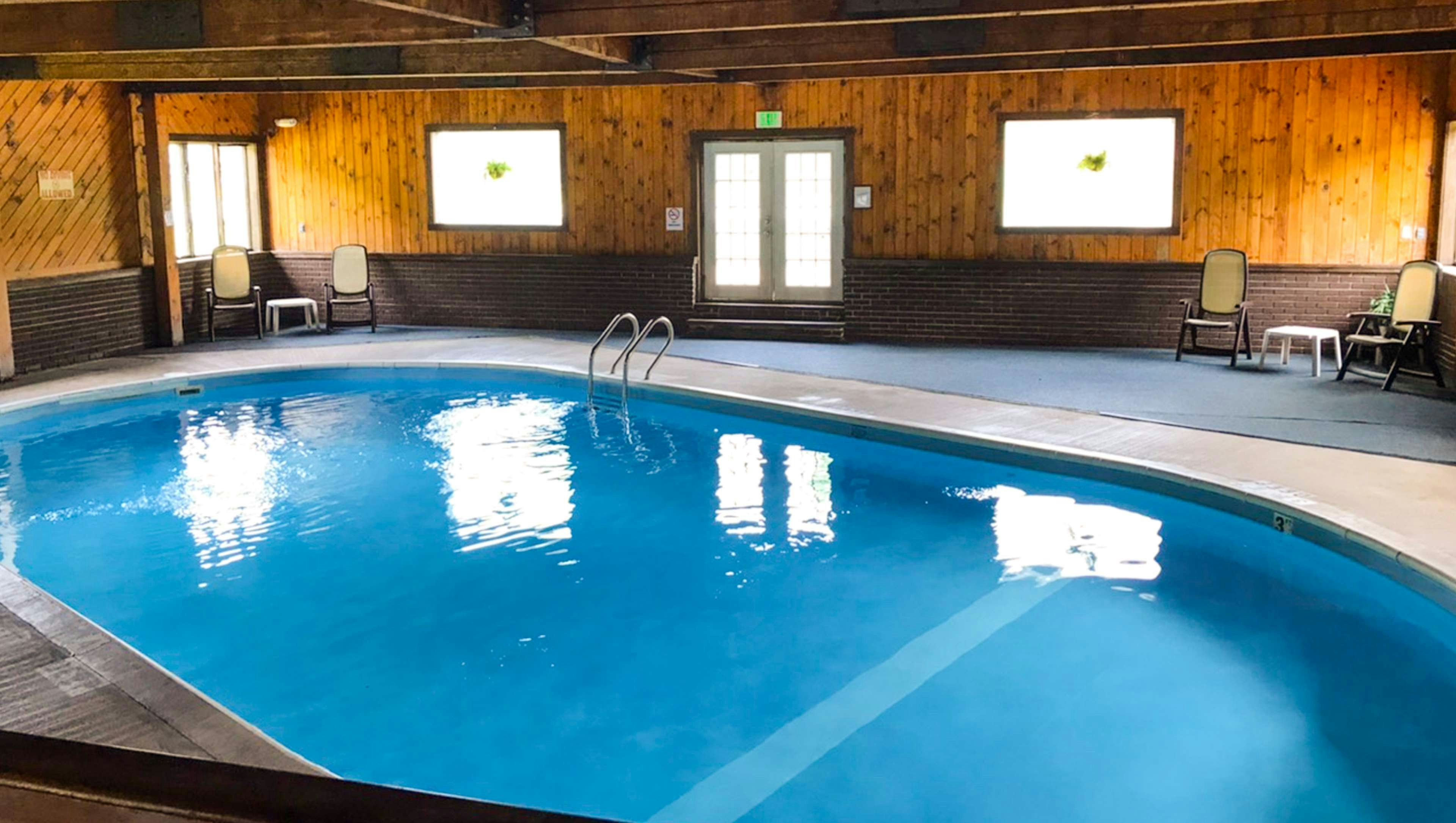 ADIRONDACK LODGE OLD FORGE 30/55