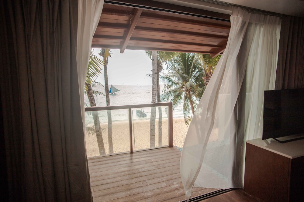 Mandarin White Sand Boracay 29/50