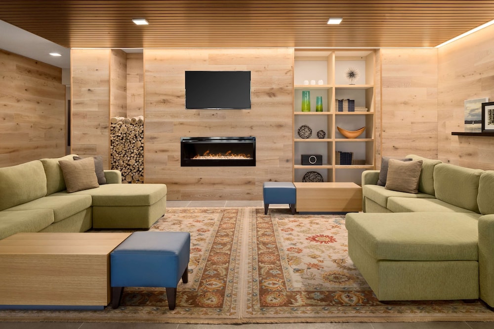 Country Inn & Suites by Radisson, Novi, MI 15/26