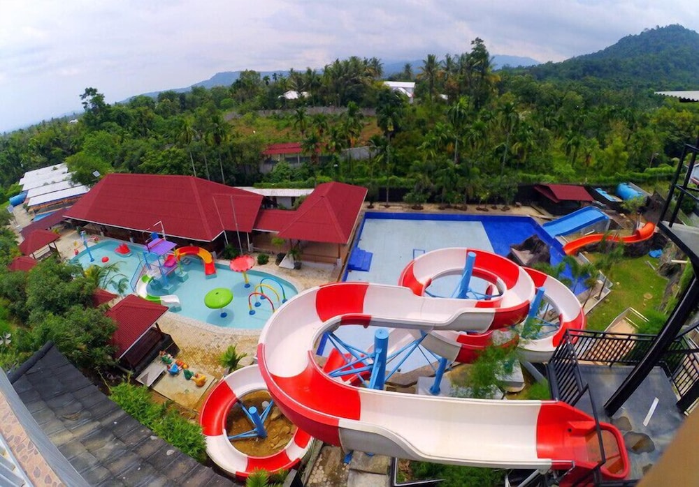 Imelda Waterpark Hotel 11/19