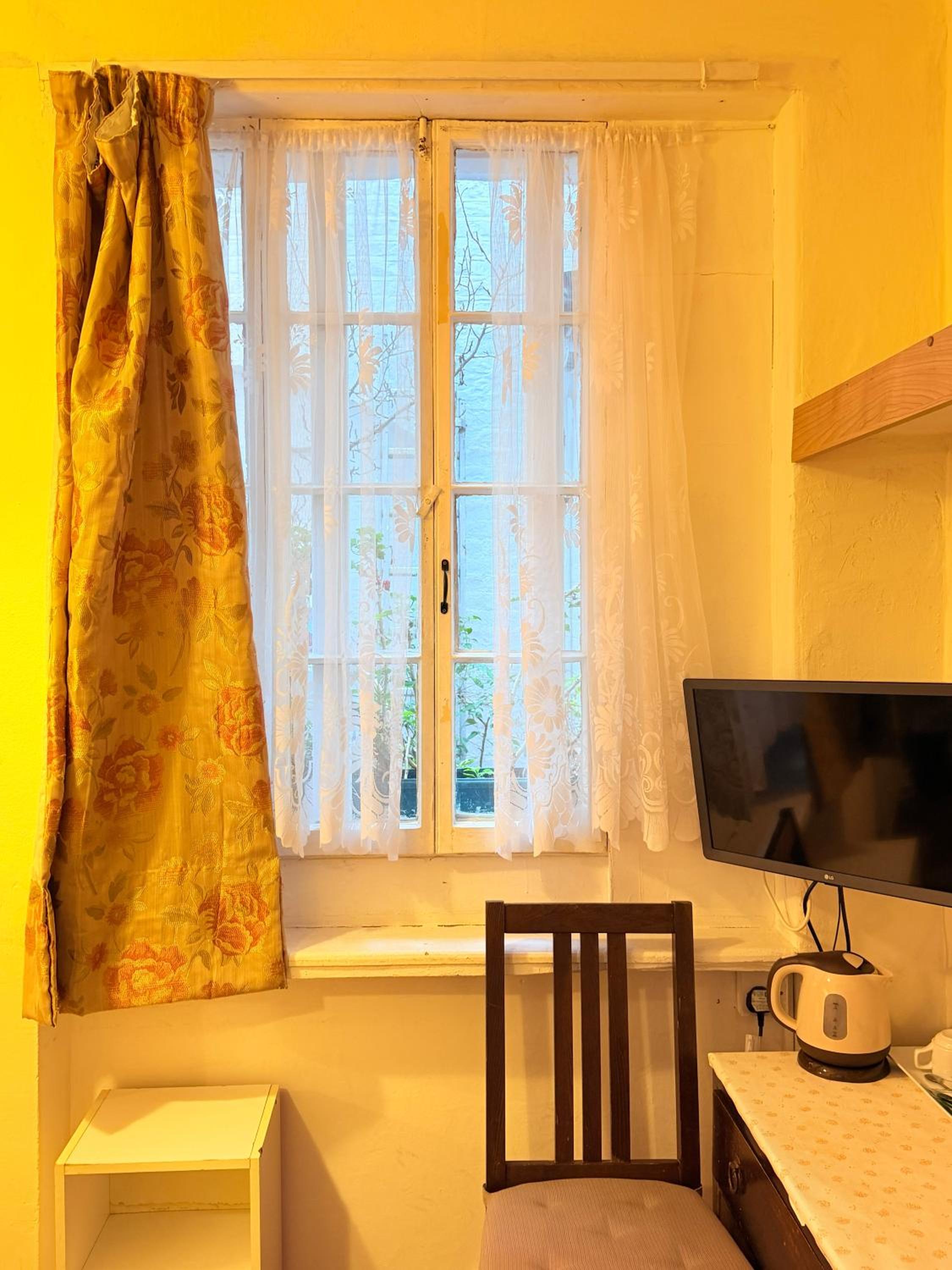 Albro House Hotel 18/32