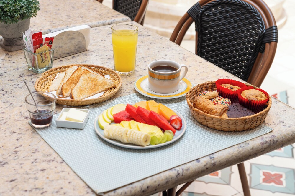 Viva Merida Hotel Boutique 60/71