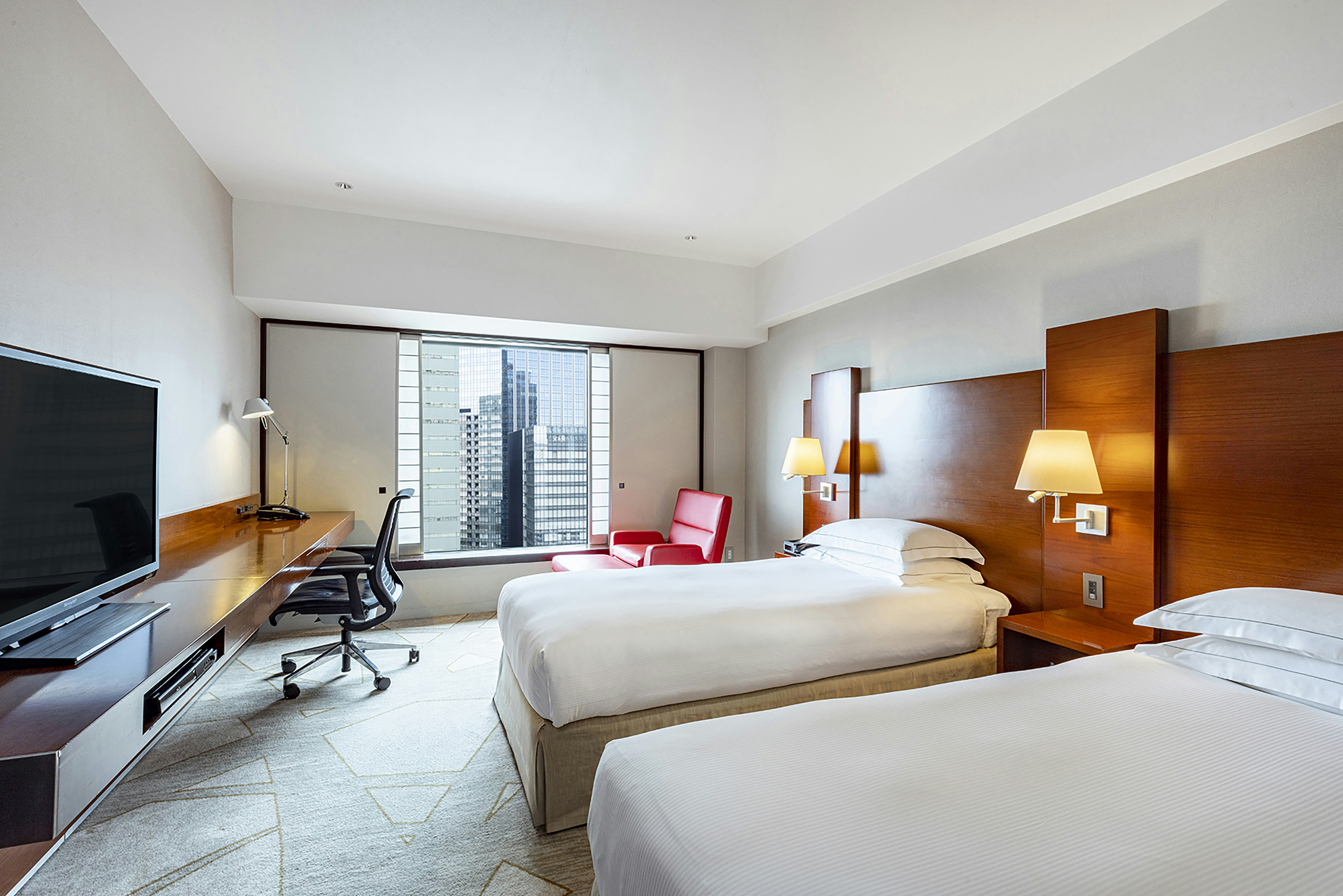 ROOM, TWIN BEDS