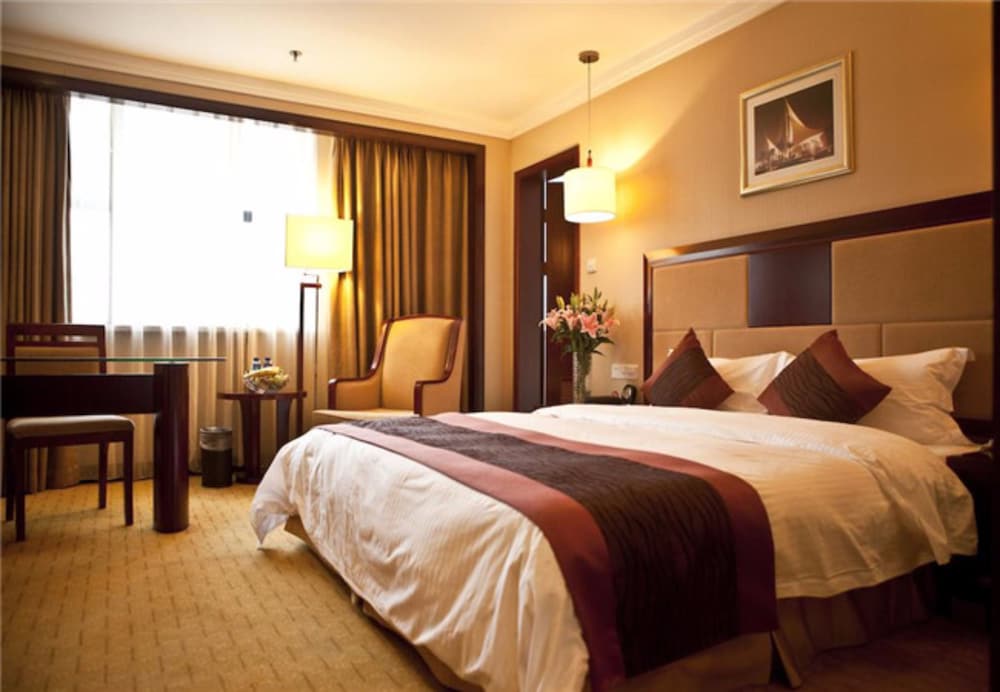 Xiamen Seashine Hotel Palace 6/30