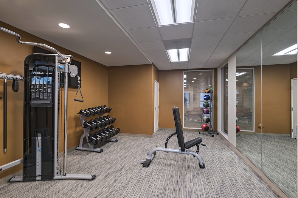 Towneplace Suites Tacoma Lakewood 16/32