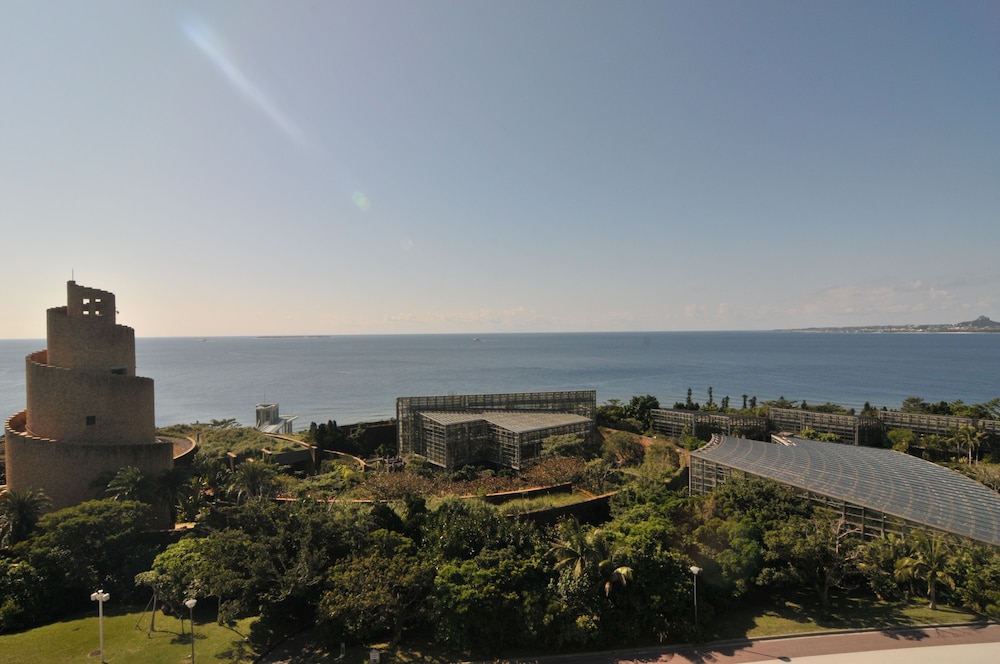 Wisteria Condominium Resort 38/50