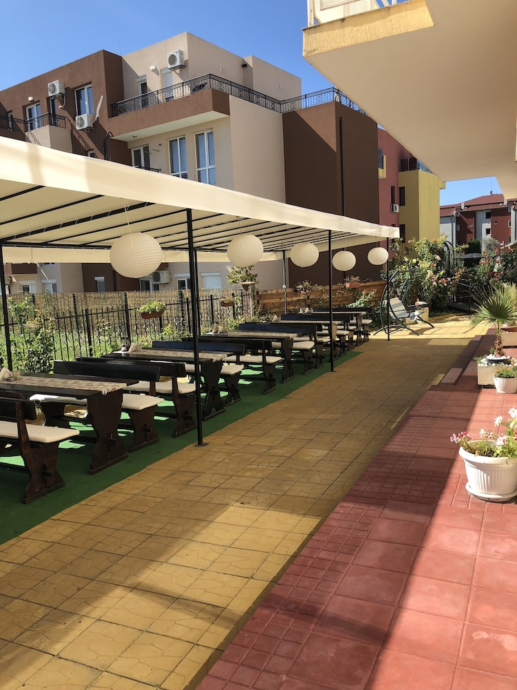 Hotel Saga 42/49