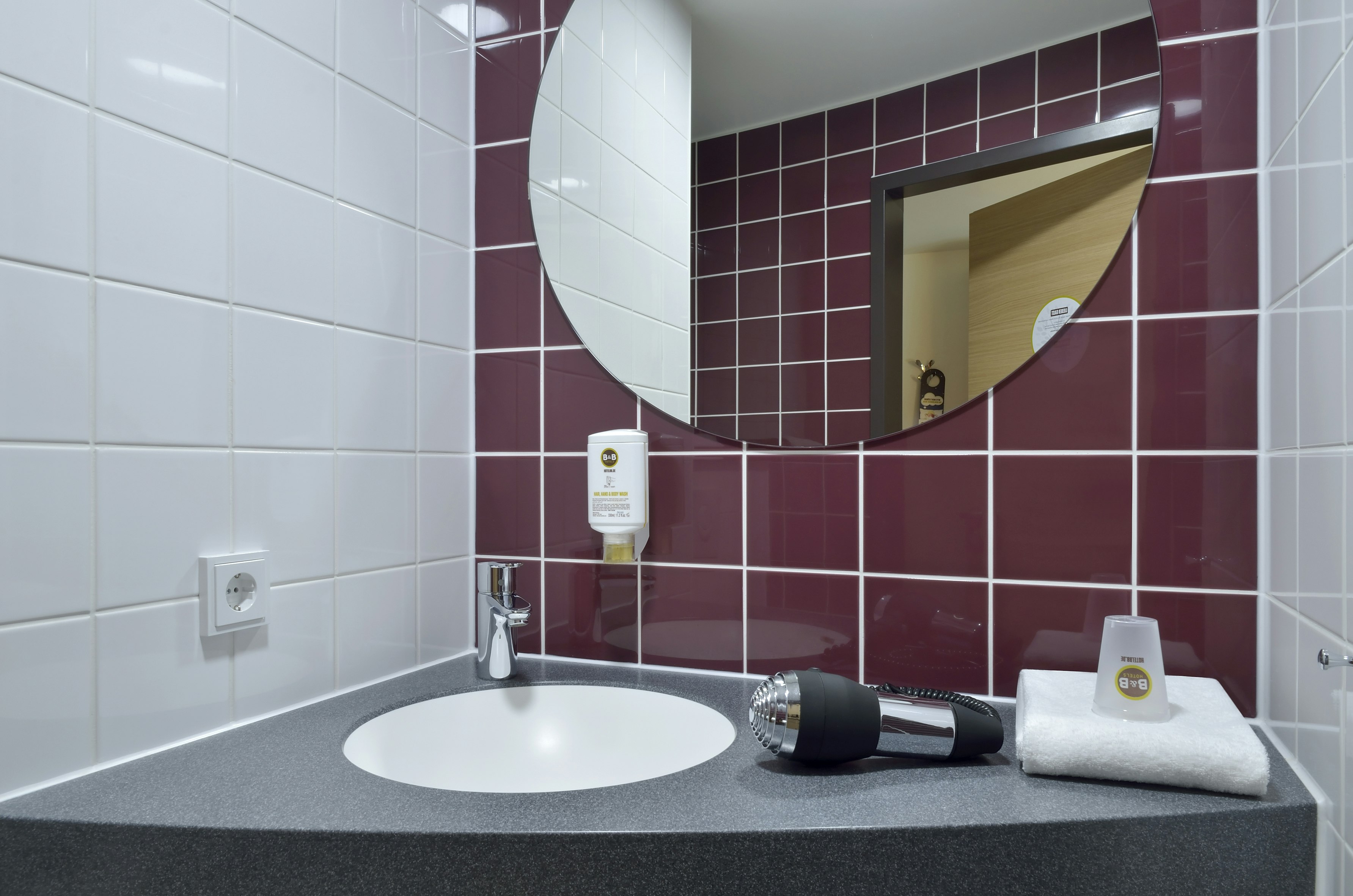 B&B Hotel Stuttgart-Bad Cannstatt 17/18