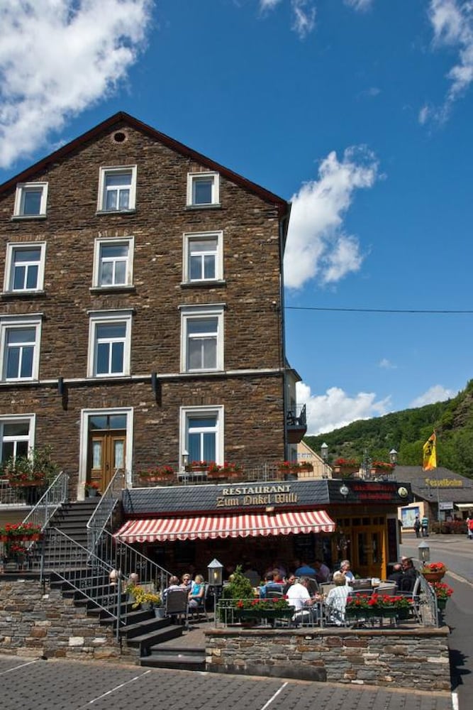 Mosellandhotel Im Enderttal Zum Onkel Willi 4/37