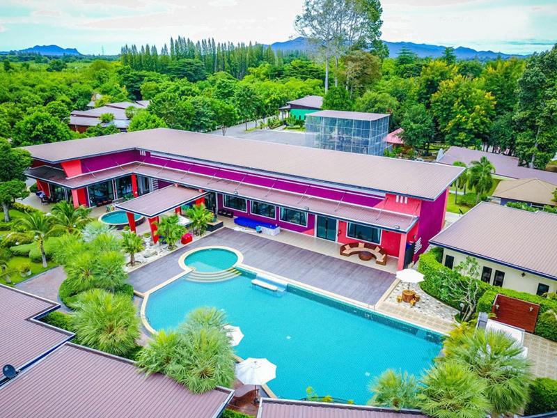 The Canal Garden Resort 1/60