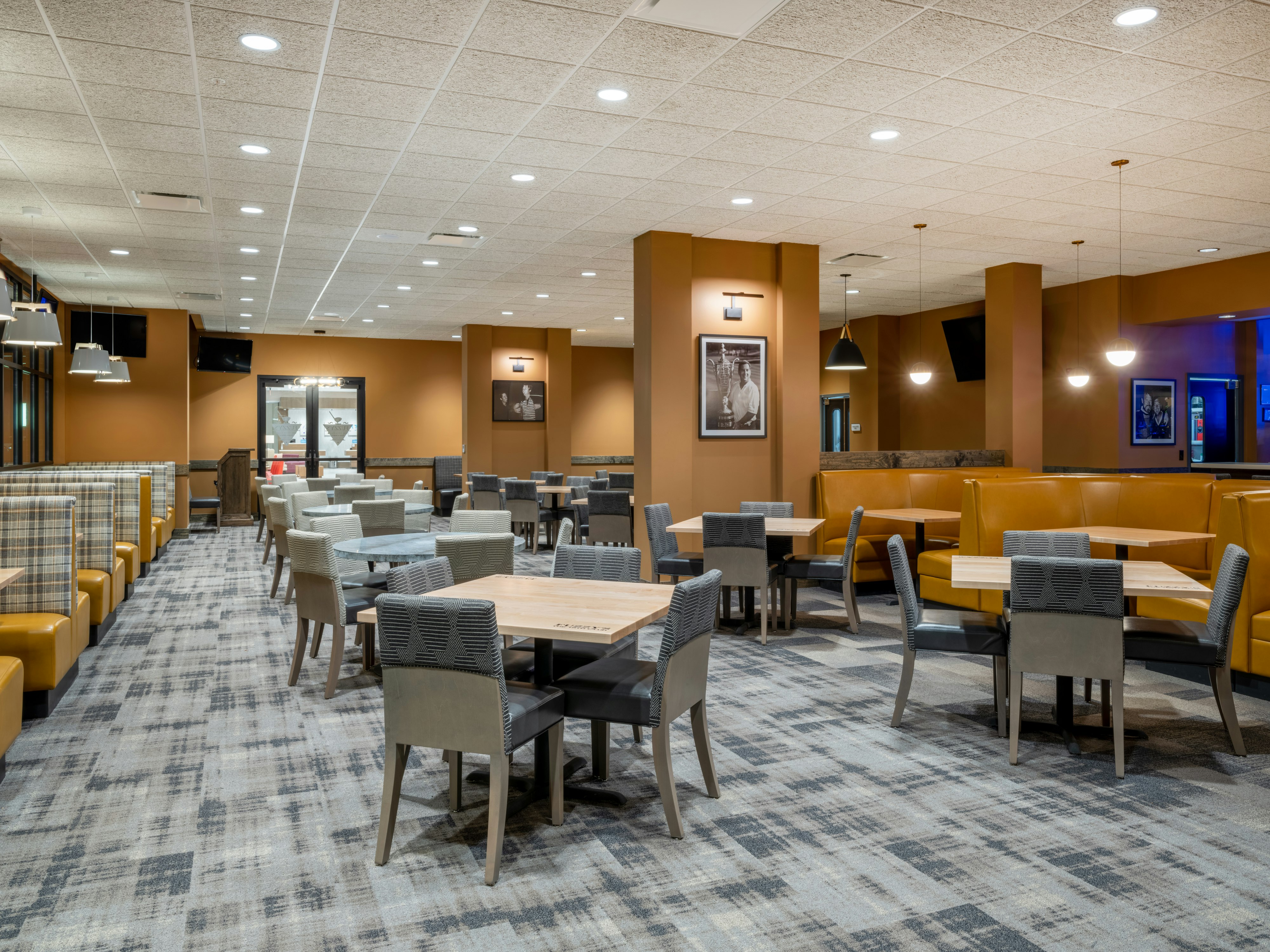 Hilton Garden Inn Jeffersonville Louisville North 33/44