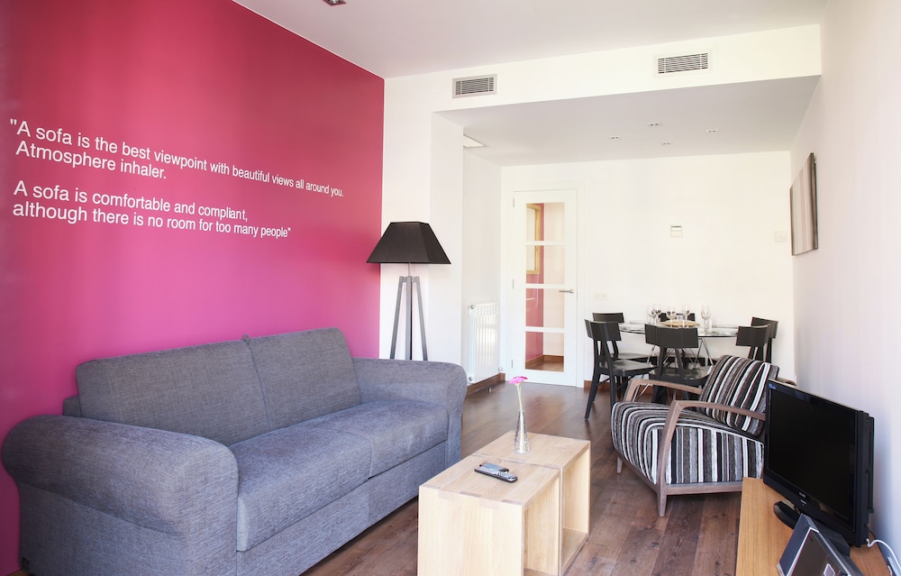 MH Apartments Suites 10/27