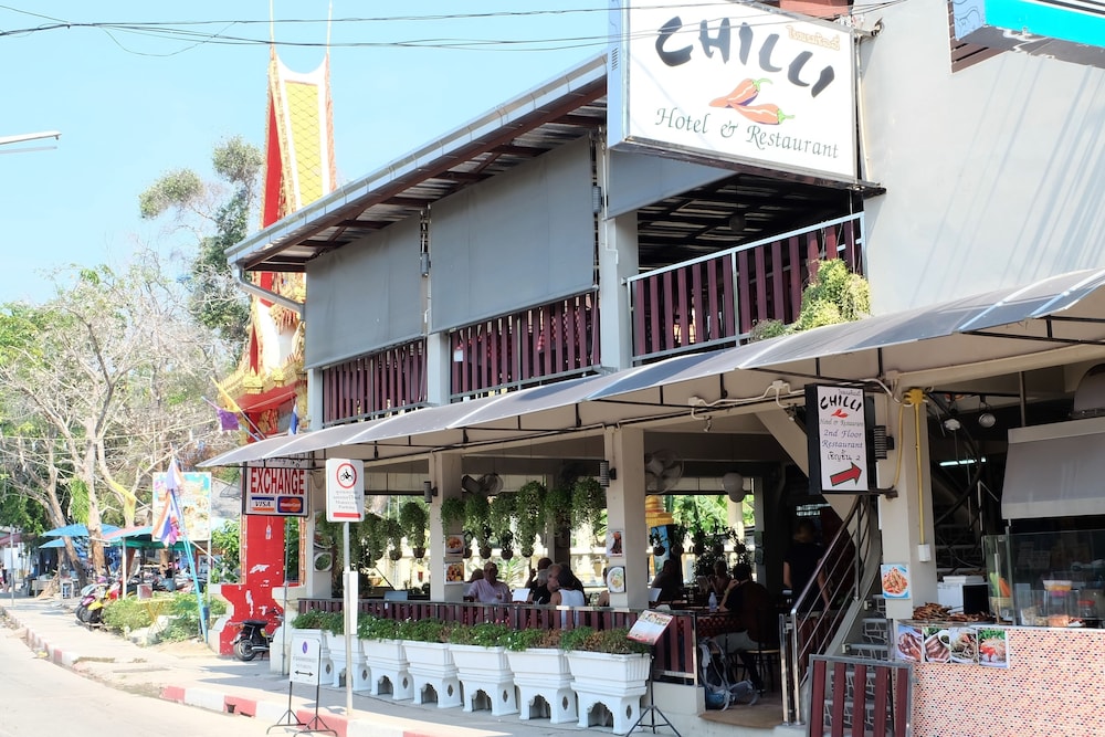Chilli Hotel Restaurant 4/52