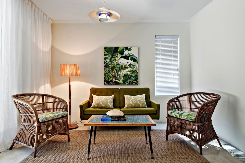 Cape Standard Guest House 38/59