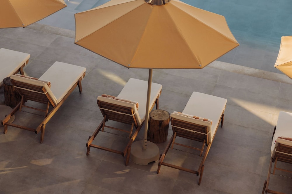 Cabo - Adults Only 61/75