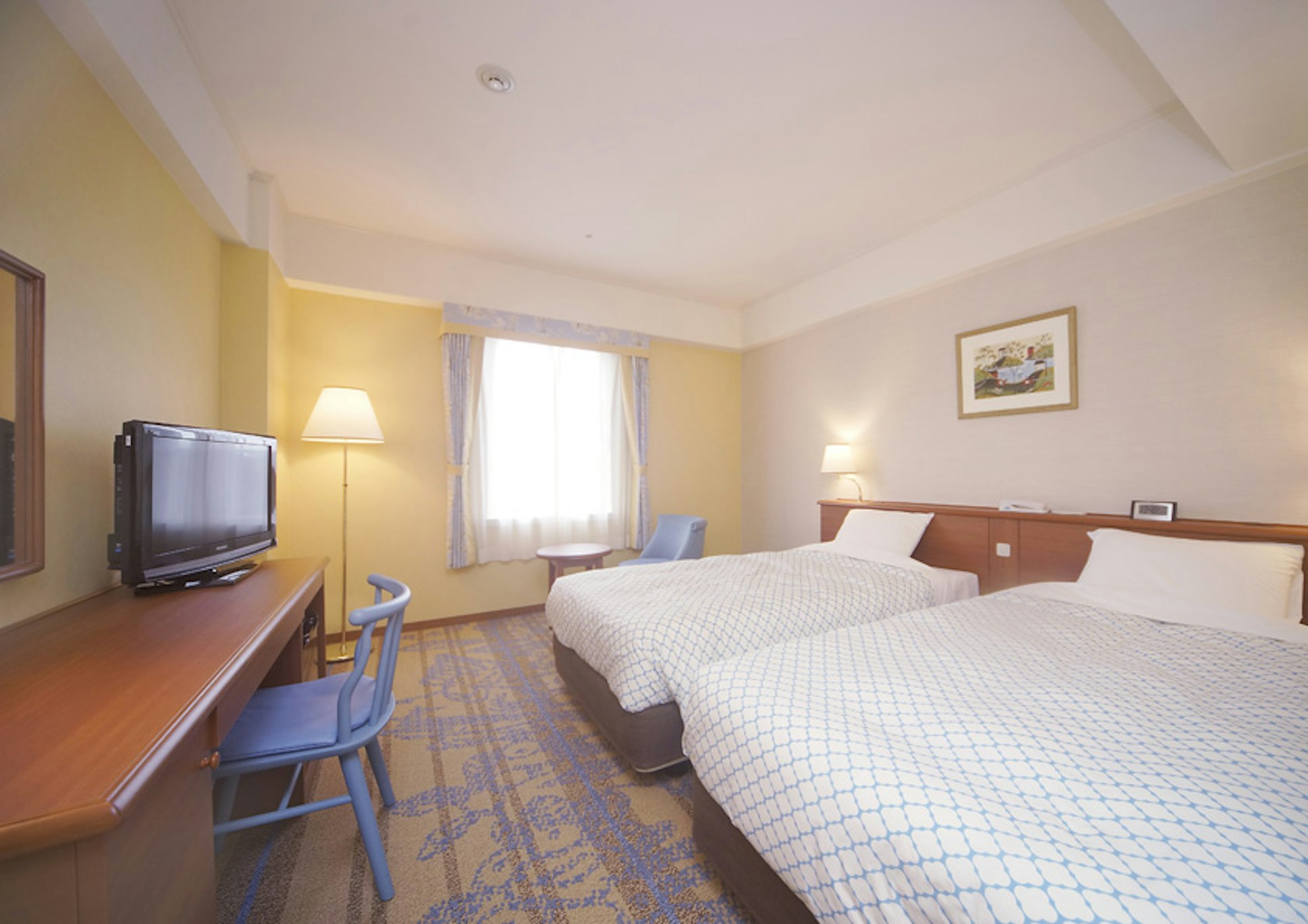 Standard, Twin Beds