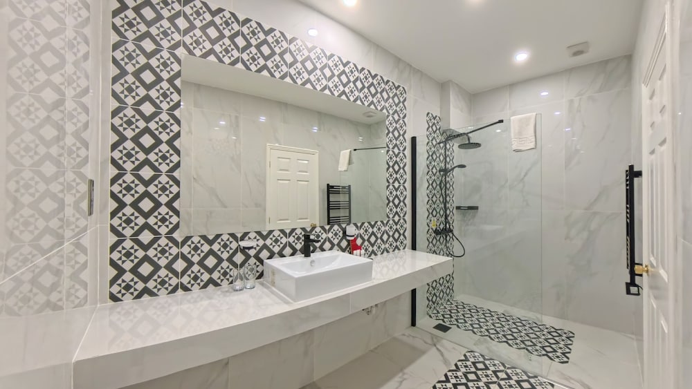 Muthu Fort William Hotel 62/64