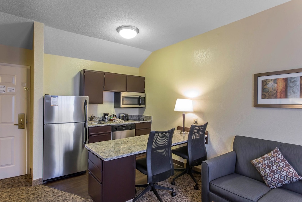 MainStay Suites Brentwood Nashville 36/62