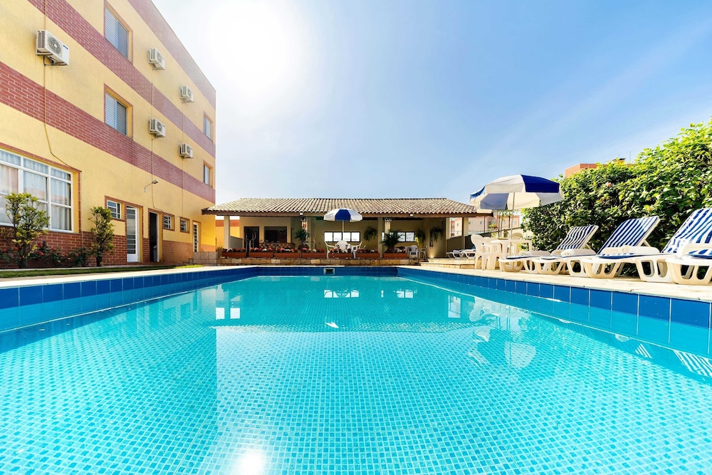 Itapetinga Hotel 4/61