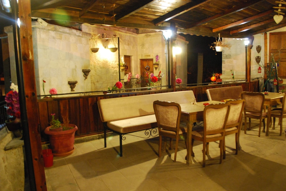 Cave Art Hotel 34/50