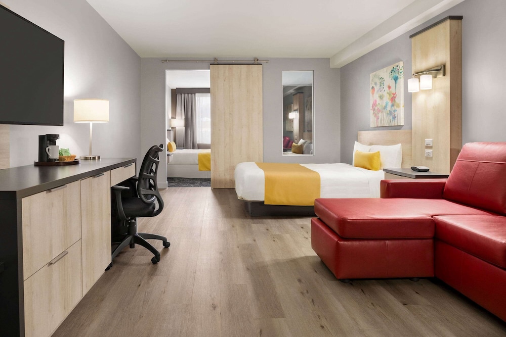 Travelodge By Wyndham Alma 46/50