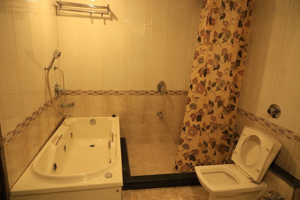 Hotel Pratap Heritage 49/50