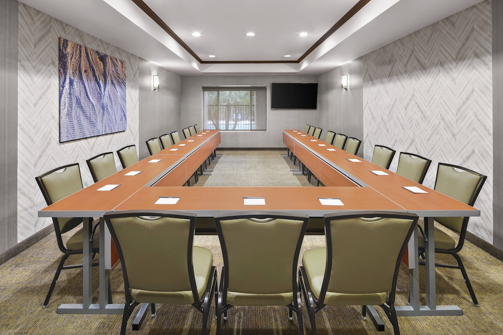 Springhill Suites Scottsdale North 33/36