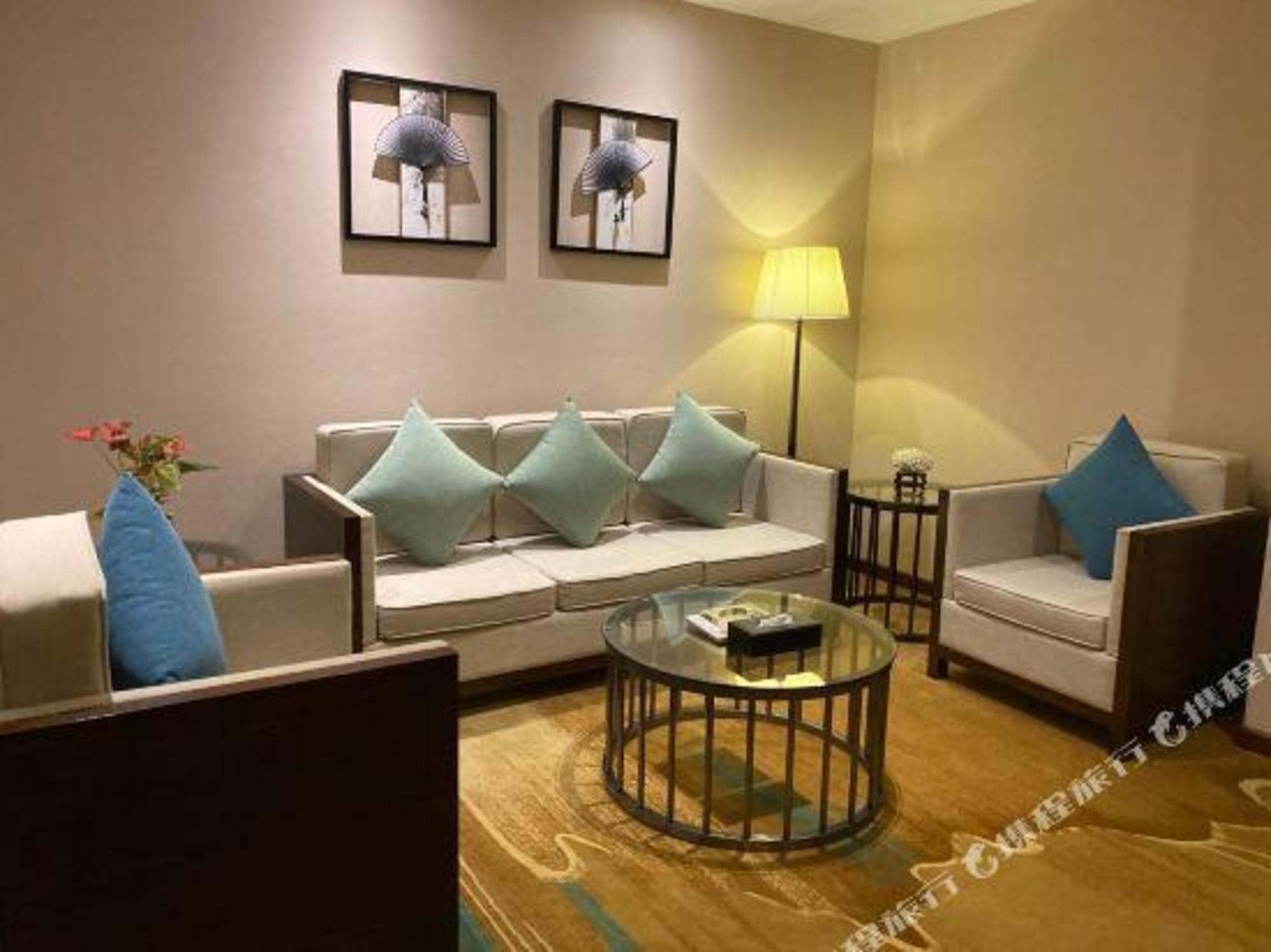 Xinhua Hotel Chongqing Kaizhou 23/28