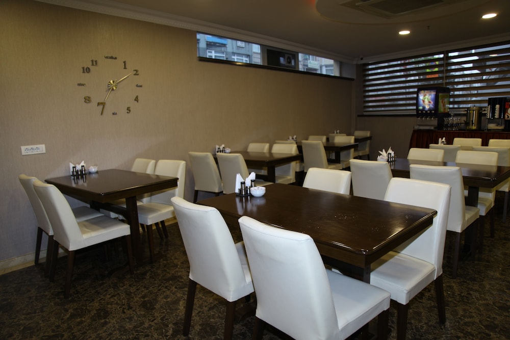 Oguzhan Hotel 33/50