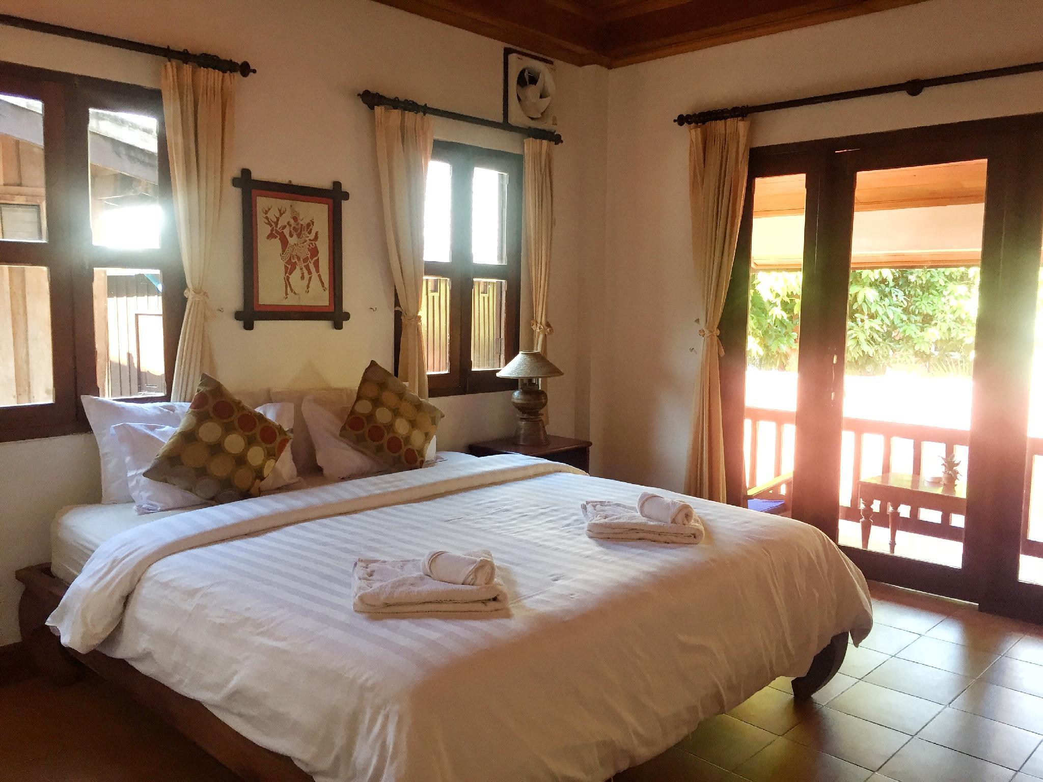 Deluxe, Double Bed