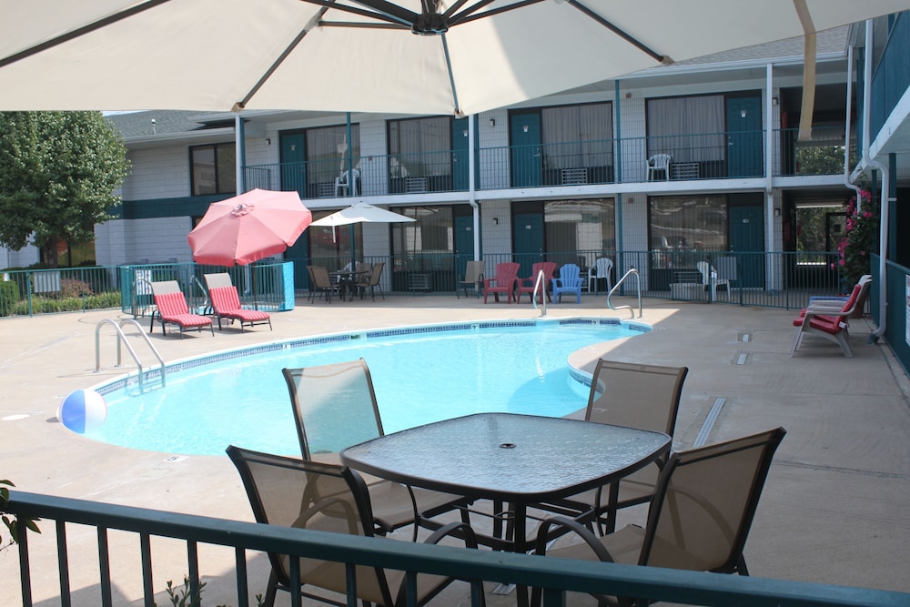 Ozark Valley Inn 46/50