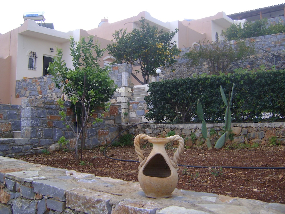 Kavousanos Apartments 38/50