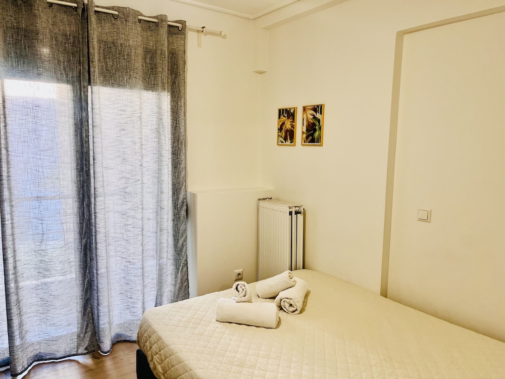 Elvita Apartments 12/50