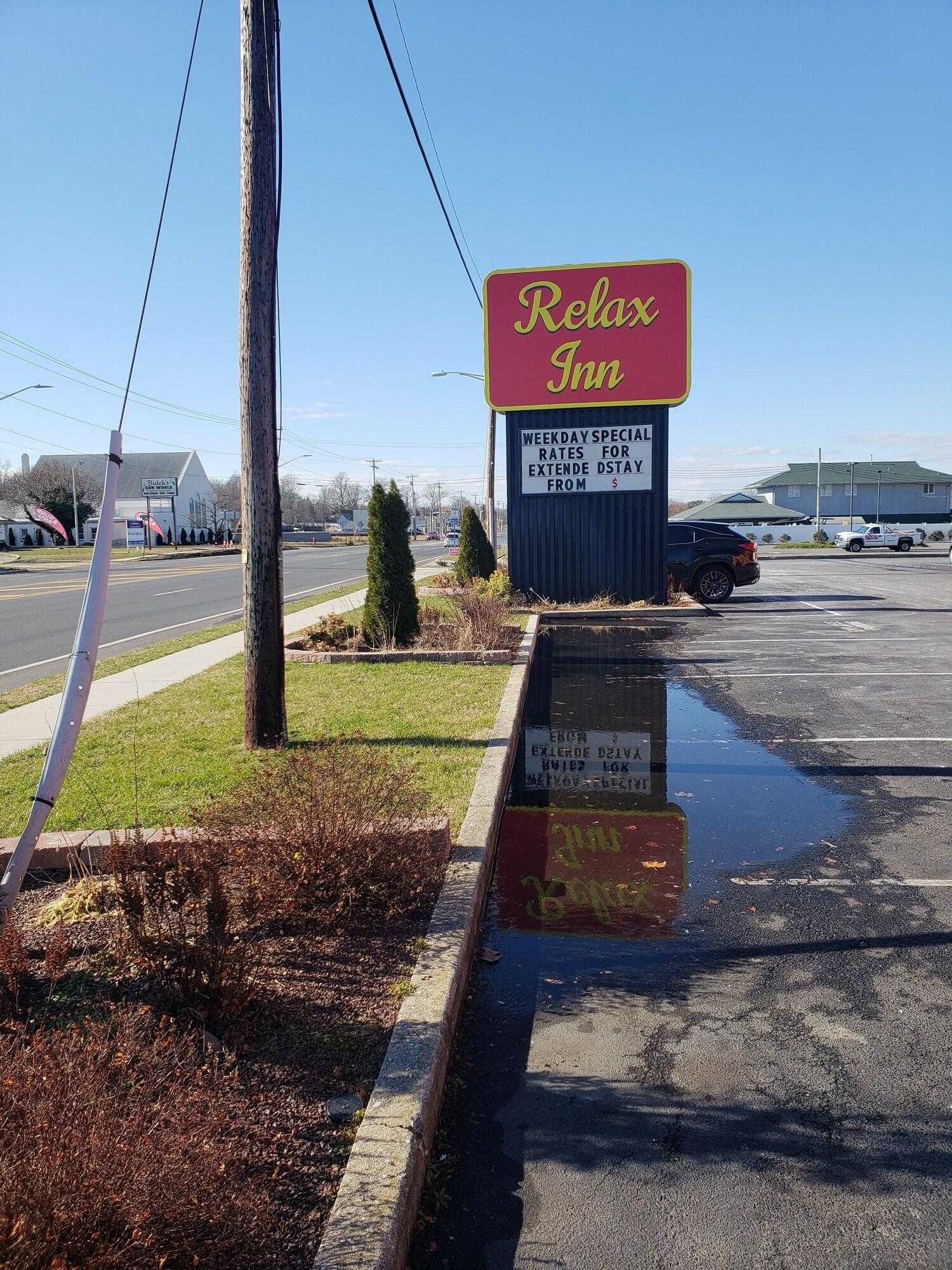 Econo Lodge Vineland 18/20