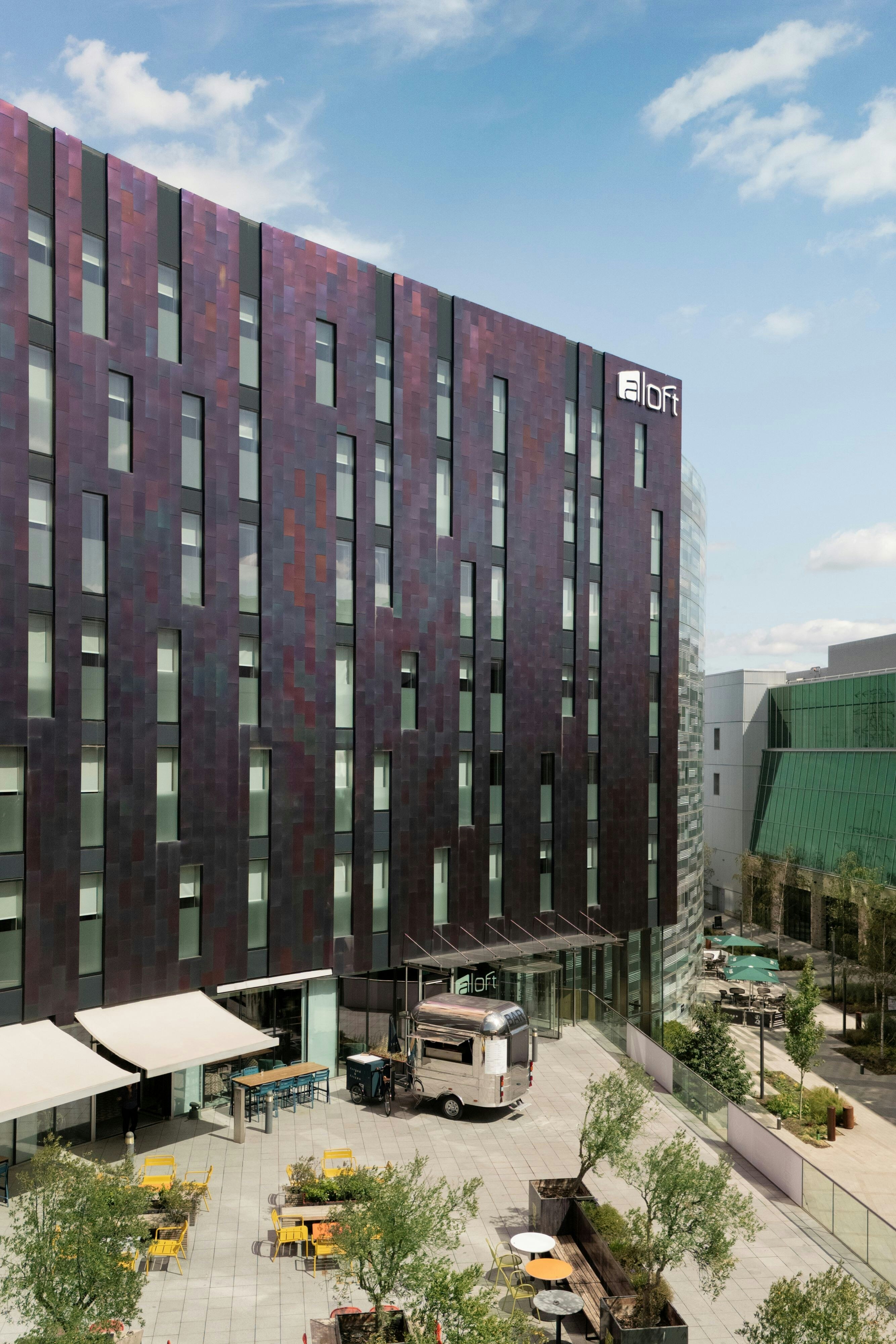 Aloft London Excel 4/80